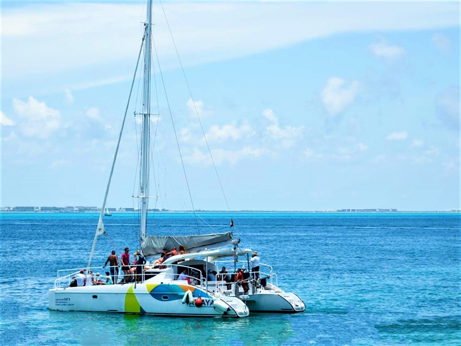 catamaran tour from isla mujeres